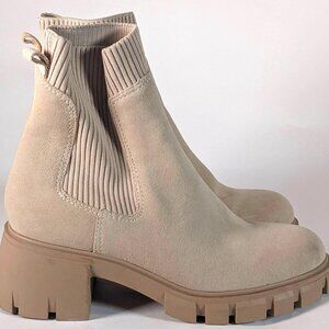 Steve Madden Women's Cream/Tan Ankle High Boots - Size 8.5M with slight heel